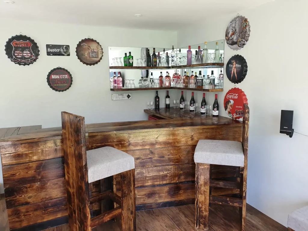 Bespoke Carpentry - Bar : Chairs